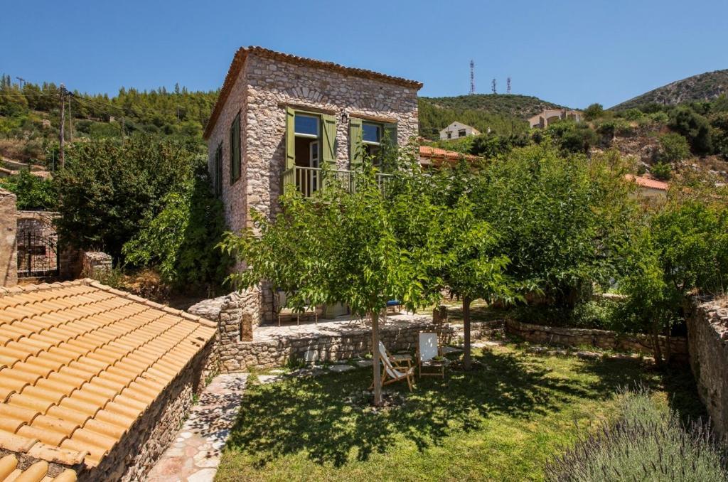 Kyparissia Old Town Lodge With Amazing Sea View ภายนอก รูปภาพ